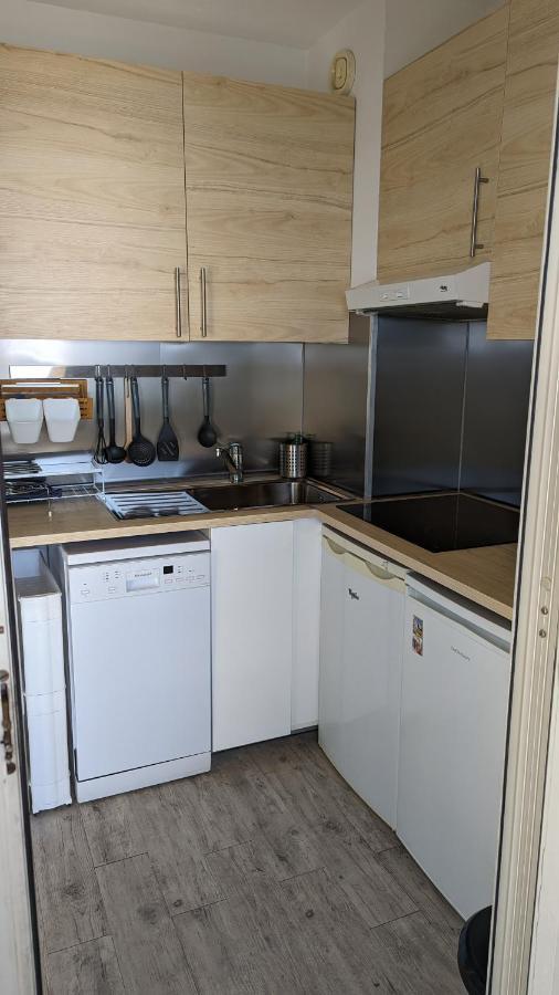 Cnossos Apartment Кан Екстериор снимка