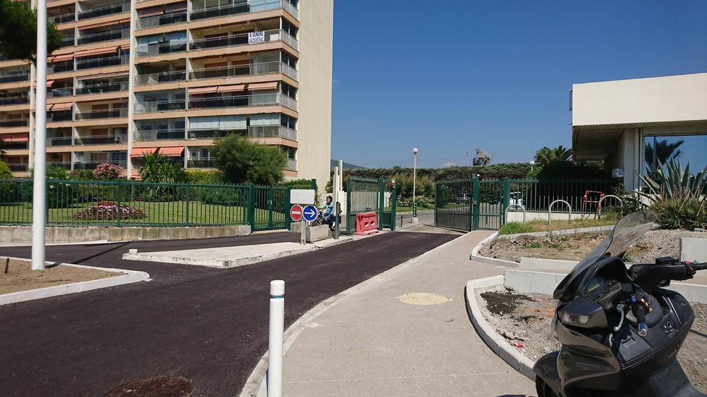 Cnossos Apartment Кан Екстериор снимка